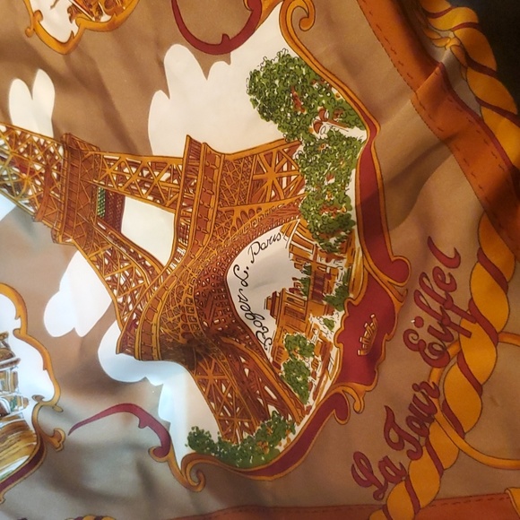 Gorgeous Paris France Scarf - Picture 6 of 7